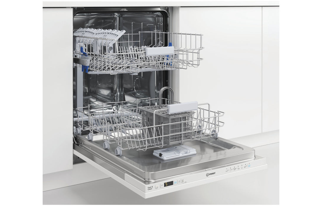 Indesit DIC 3B+16 UK F/I 13 Place Dishwasher