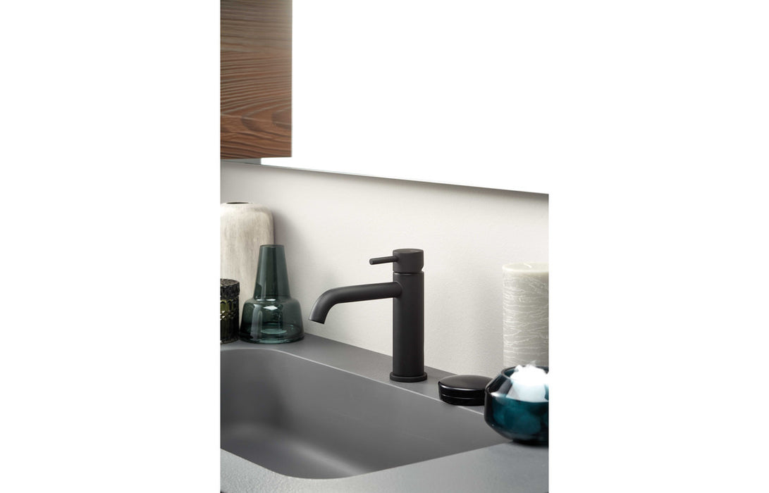 Vema Maira 4-Hole Deck Mounted Bath/Shower Mixer - Black