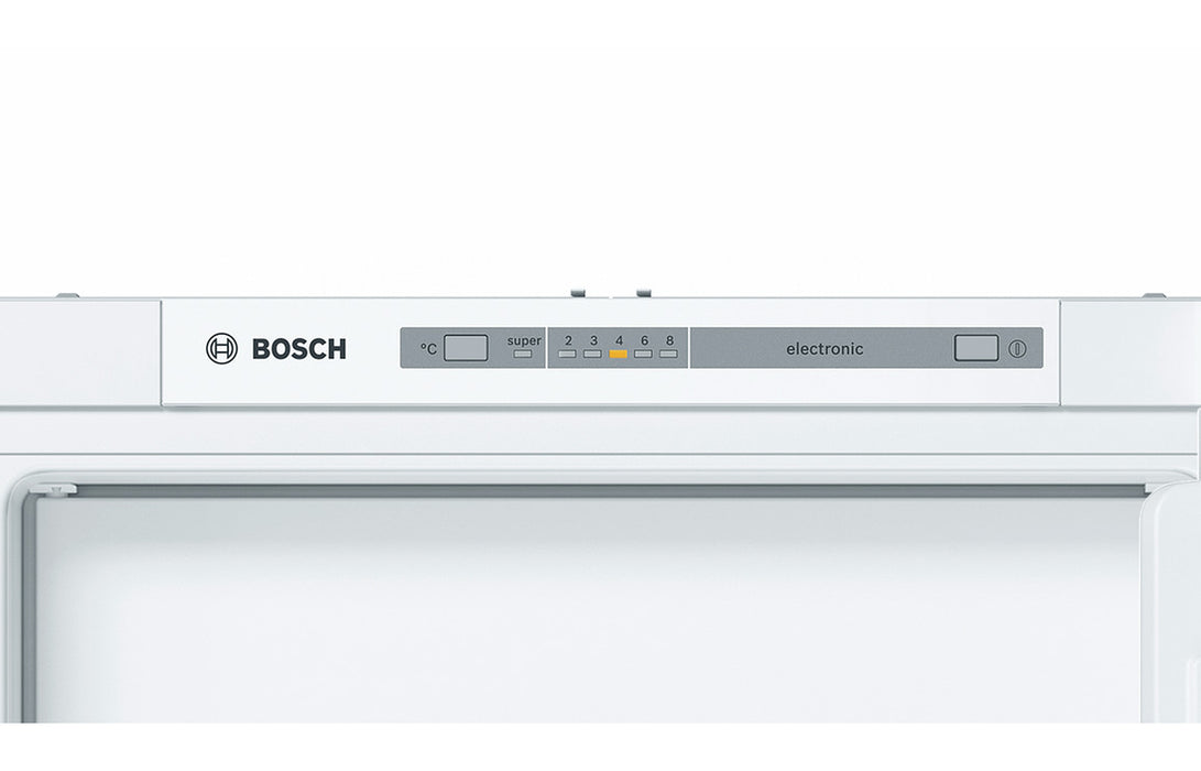Bosch Serie 4 KIL82VSF0 Built In Tall Fridge w/Ice Box